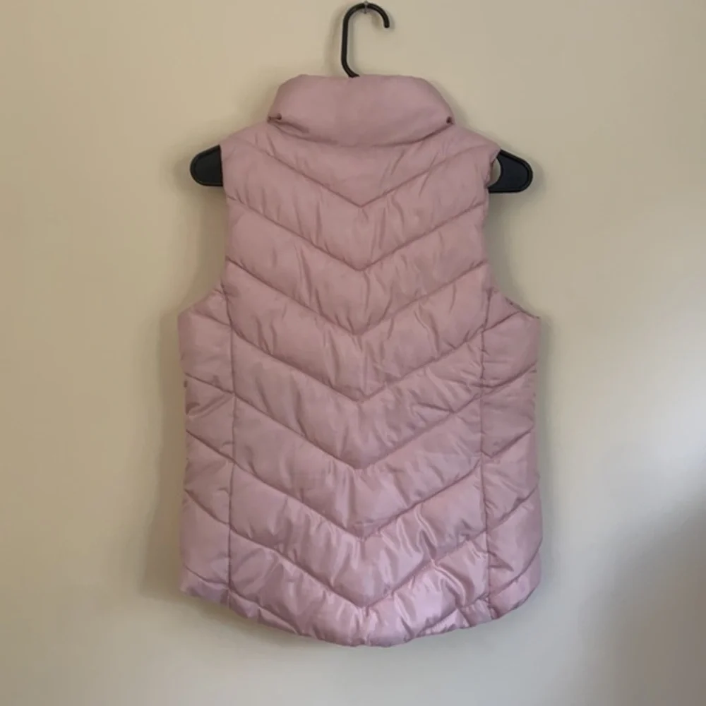 SO Brand Women's Puffy Pink Vest Size Small Insulated‎